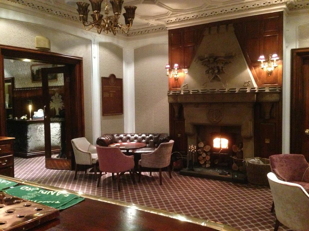 Oakwood Hall Hotel Bingley Eksteriør billede